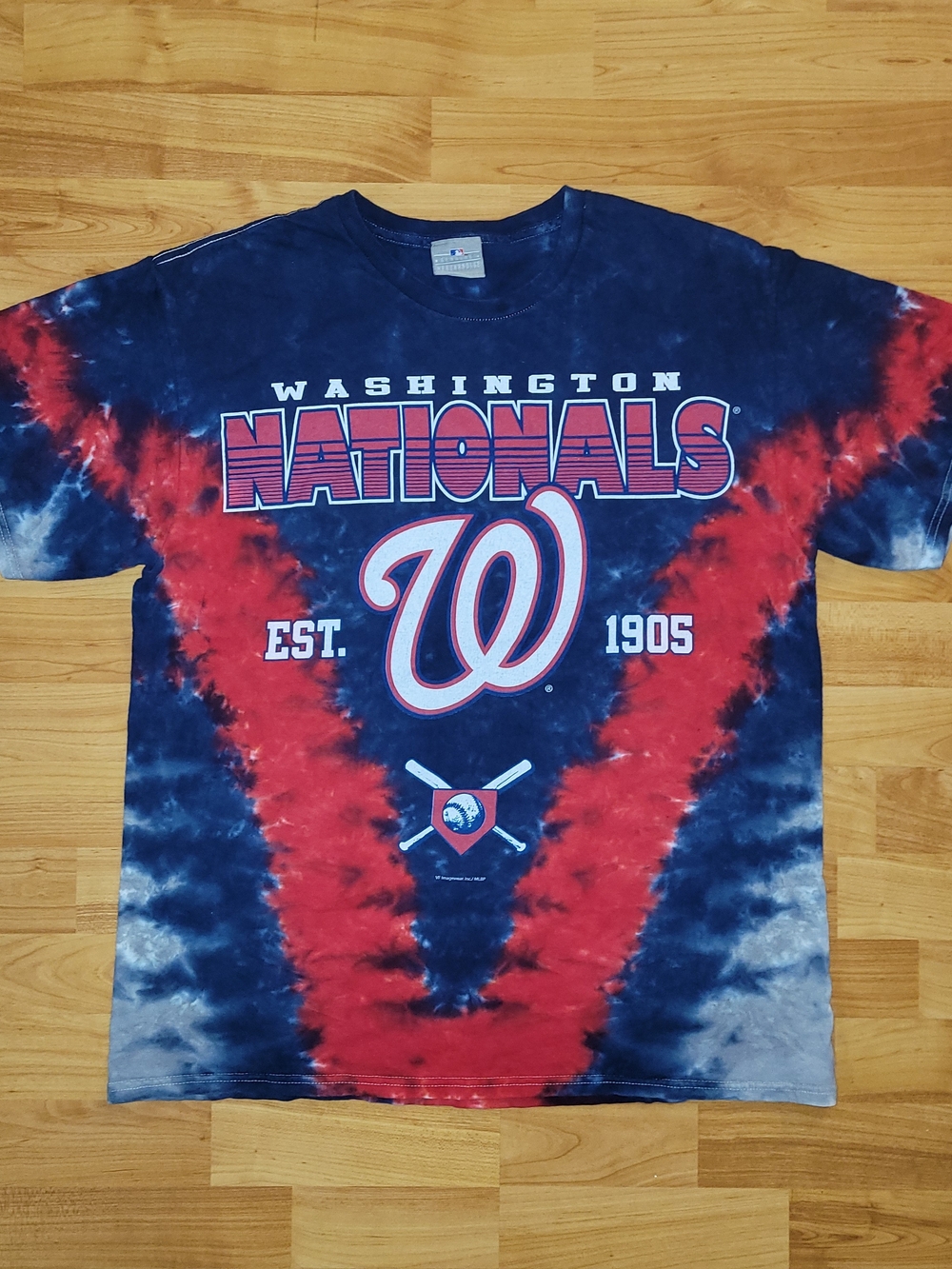 Y2K Washington Nationals MLB LARGE Tie Dye Red And Blue T-Shirt